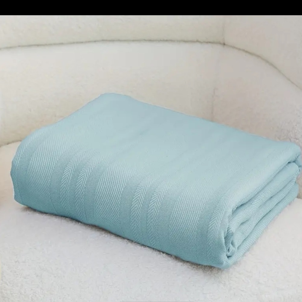 100% Viscose from Bamboo Queen Blanket